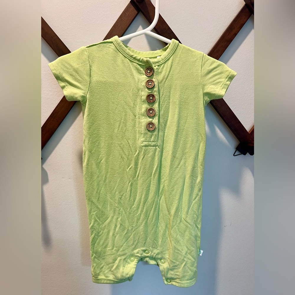 Posh Peanut bamboo romper green baby 6-9 months